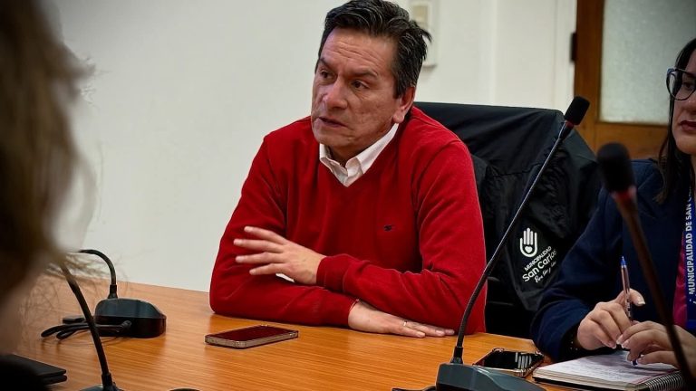 Alcalde Rubén Méndez ordena restitución de pagos por PMG en el municipio de San Carlos